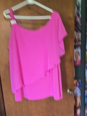 Women’s One-Shoulder Pink Ruffle Top